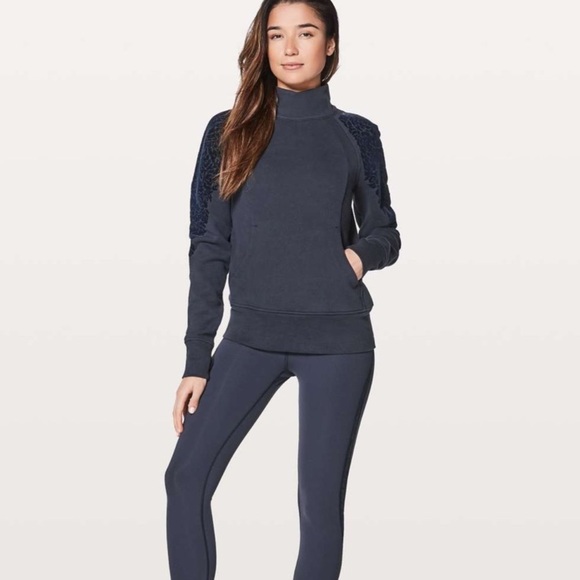 Lululemon Midnight Navy Blue Floral Flock Pullover Sweatshirt 6 - Picture 3 of 12